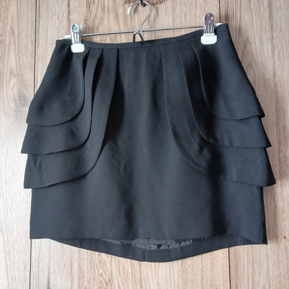 BCBGeneration Black Tulip Tiered Flutter Detailed Skirt Size 4